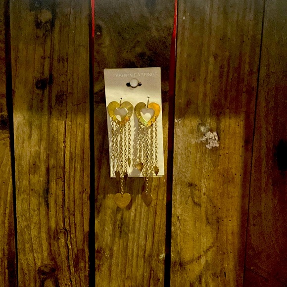 Vintage Heart Tassel Earrings Valentines Day Gold Tone - Picture 2 of 5